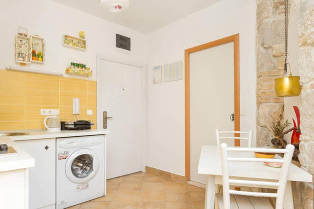 Studio Apartment Sretna Σπλιτ Εξωτερικό φωτογραφία